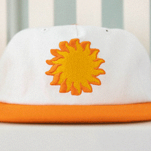 Load image into Gallery viewer, Sun Shadow Two Tone Short Brim Snapback Hat
